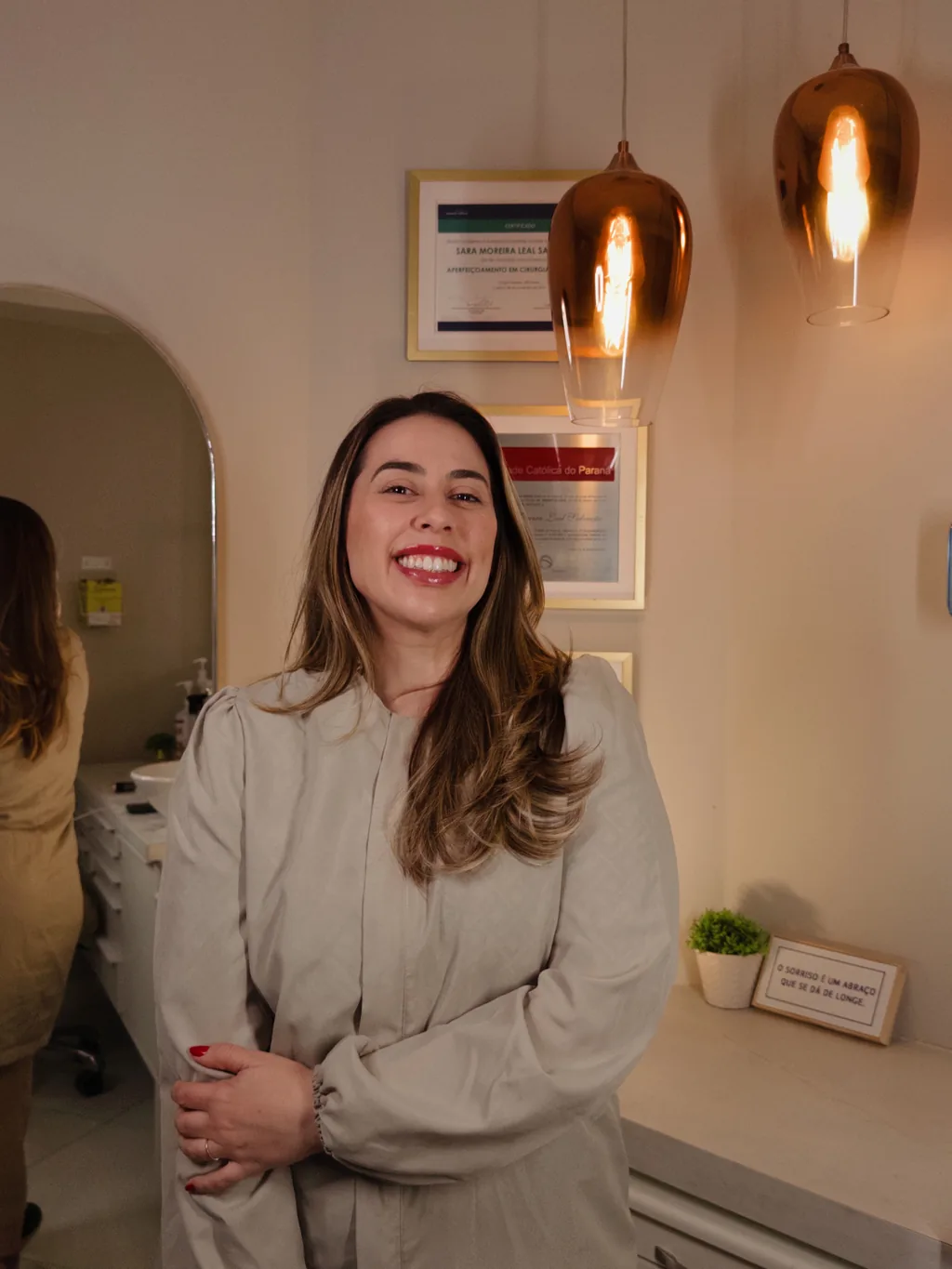 Dra. Sara Salvação, ortodontista responsável pelos alinhadores, em retrato na clínica